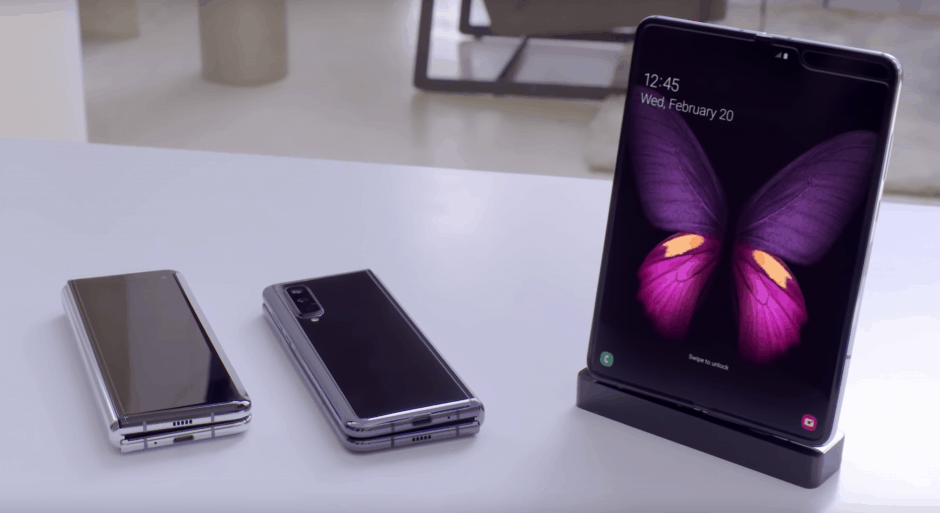 Apple Co-Founder Wants A Folding iPhone Apple Co-Founder Wants A Folding iPhone