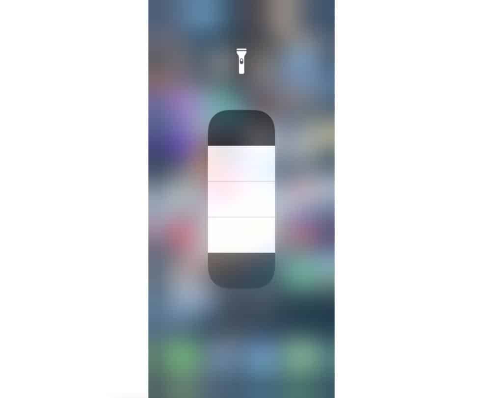 How To Use The iPhone Flashlight Back Tap, Lock Screen, Brightness