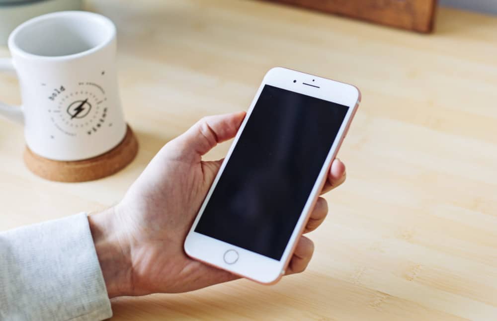 Les batteries de l'iPhone peuvent-elles être remplacées? Oui, mais vous devez le faire ... peut-on-remplacer-les-batteries-de-l-iphone
