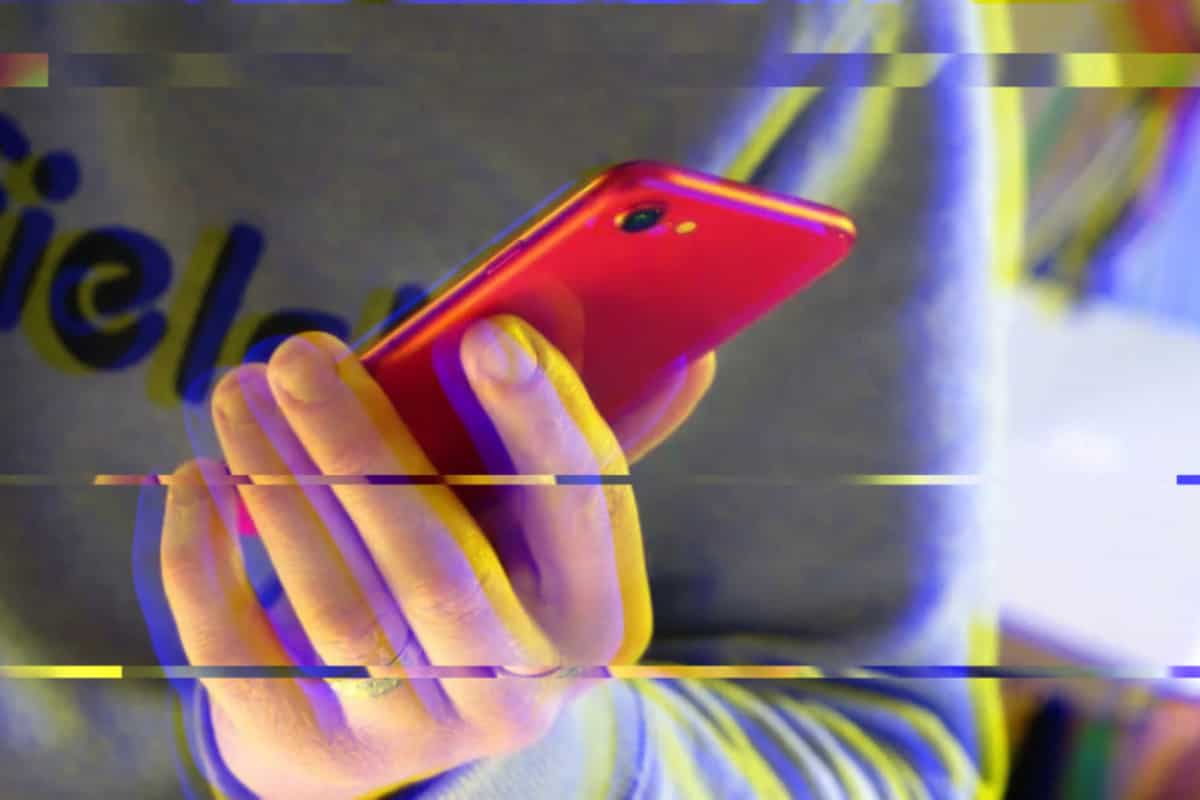 Don't Buy An iPhone XR In 2024 – Here's Why... iphone xr 2023