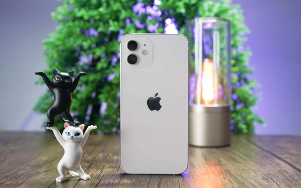 How Many iPhones Does Apple Make A Day? It'll BLOW YOUR MIND... How Many iPhones Does Apple Make A Day