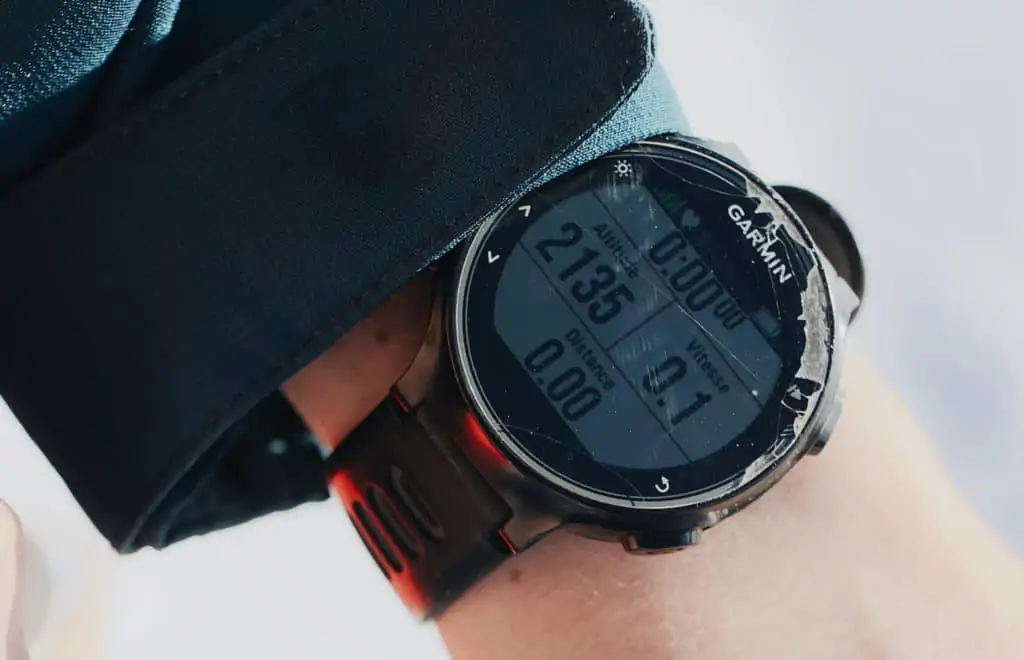 Are Garmin Watches Compatible With iPhone? Let’s Find Out… Garmin Watch Battery Guide-2