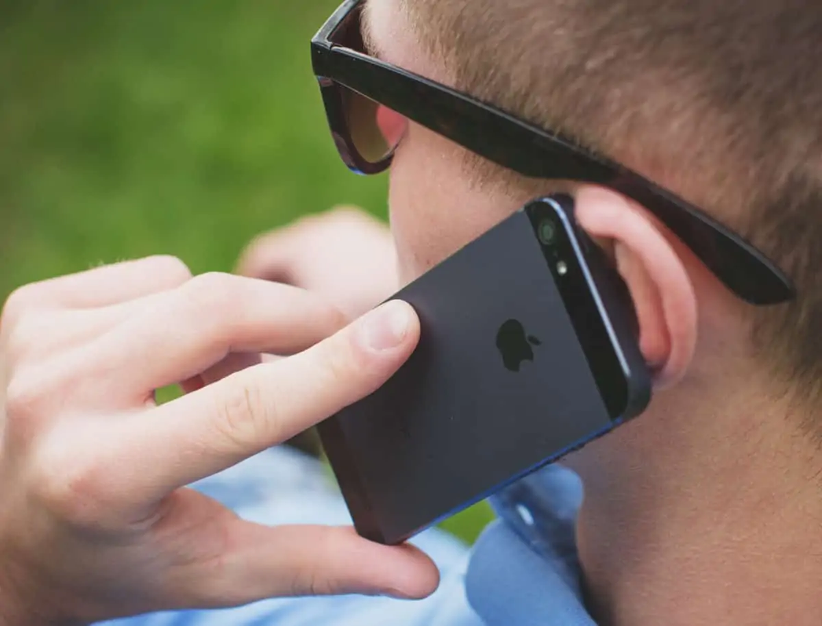 how do you keep your old phone number