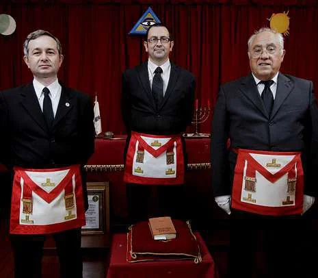 Gmail vs Google Mail: Is There Actually A Difference? gmail logo freemasons