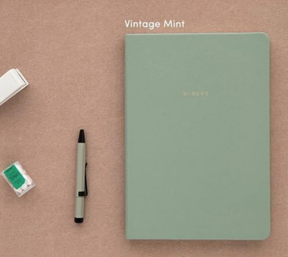 Die 4 besten Notebooks, die Sie kaufen können, laut einem Romanautor Livework Moment Leder Blanko-Tagebuch