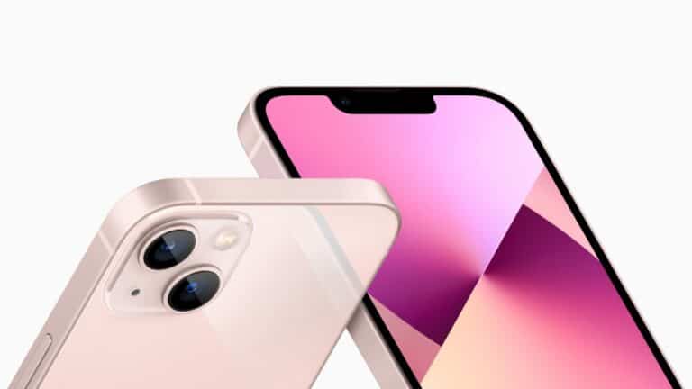 Do Apple’s iPhones Come With Screen Protectors?