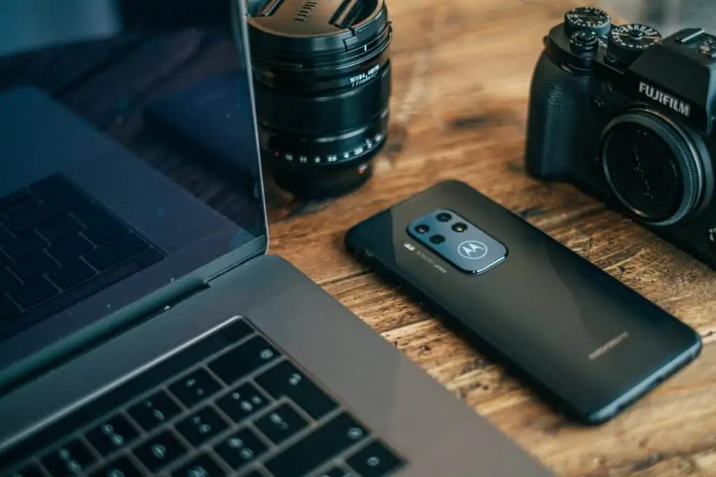 Does The Moto G Power Have Wireless Charging? is moto g power a good phone