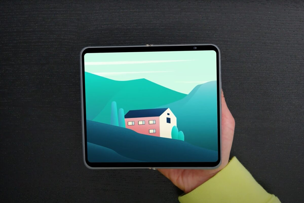 Google Pixel Fold Dummy Unit Revealed By YouTuber! Google Pixel Fold Dummy Unit Revealed By YouTuber!