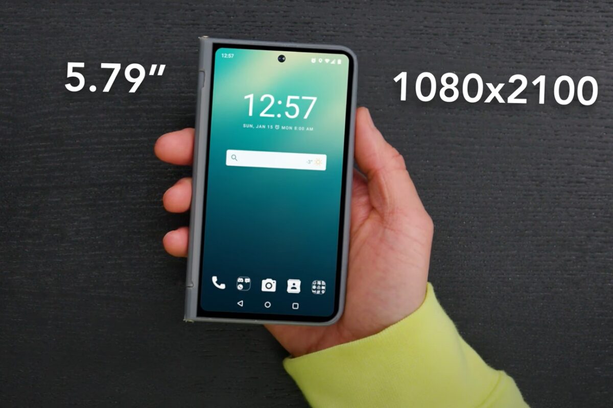 Google Pixel Fold Dummy Unit Revealed By YouTuber! Google Pixel Fold Dummy Unit Revealed By YouTuber!