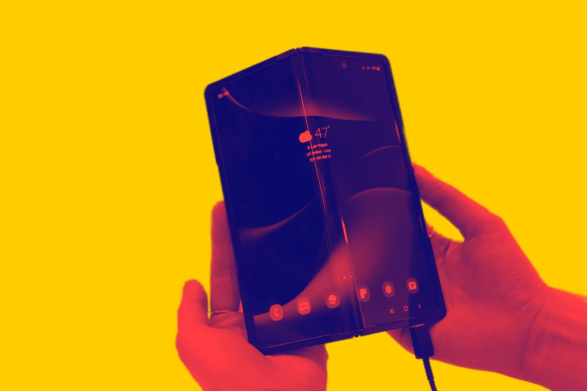 O Samsung Galaxy Z Fold 5 poderia vir com a nova tela dobrável de 360°? O Samsung Galaxy Z Fold 5 poderia vir com a nova tela dobrável de 360°?